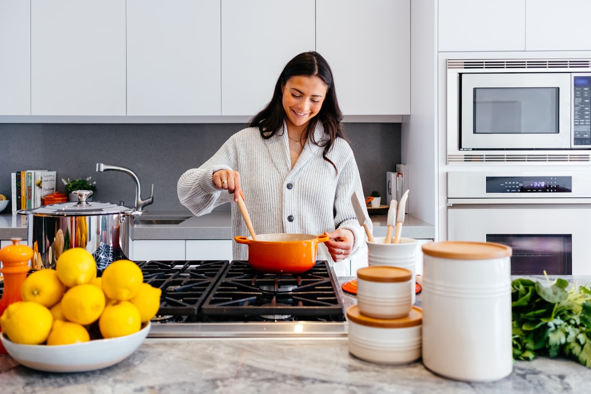 Balanced meals showcasing different food groups prepared organically